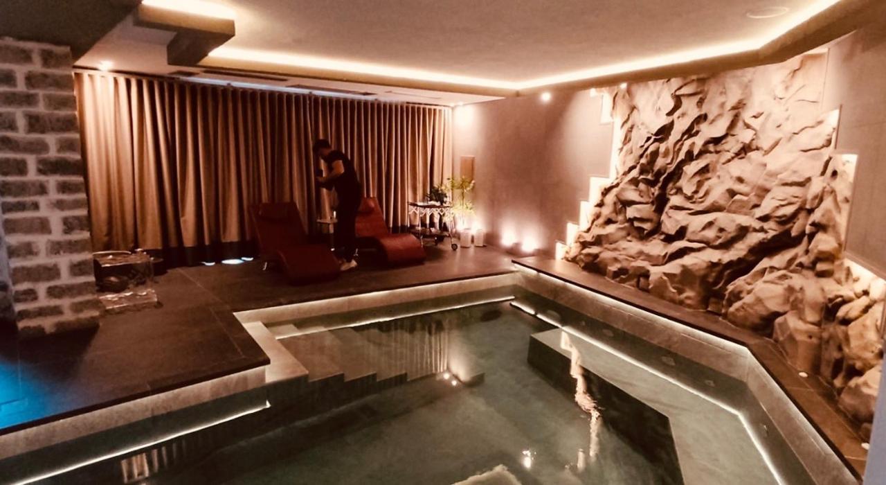 Mikro Papigo 1700 Hotel & Spa Luaran gambar
